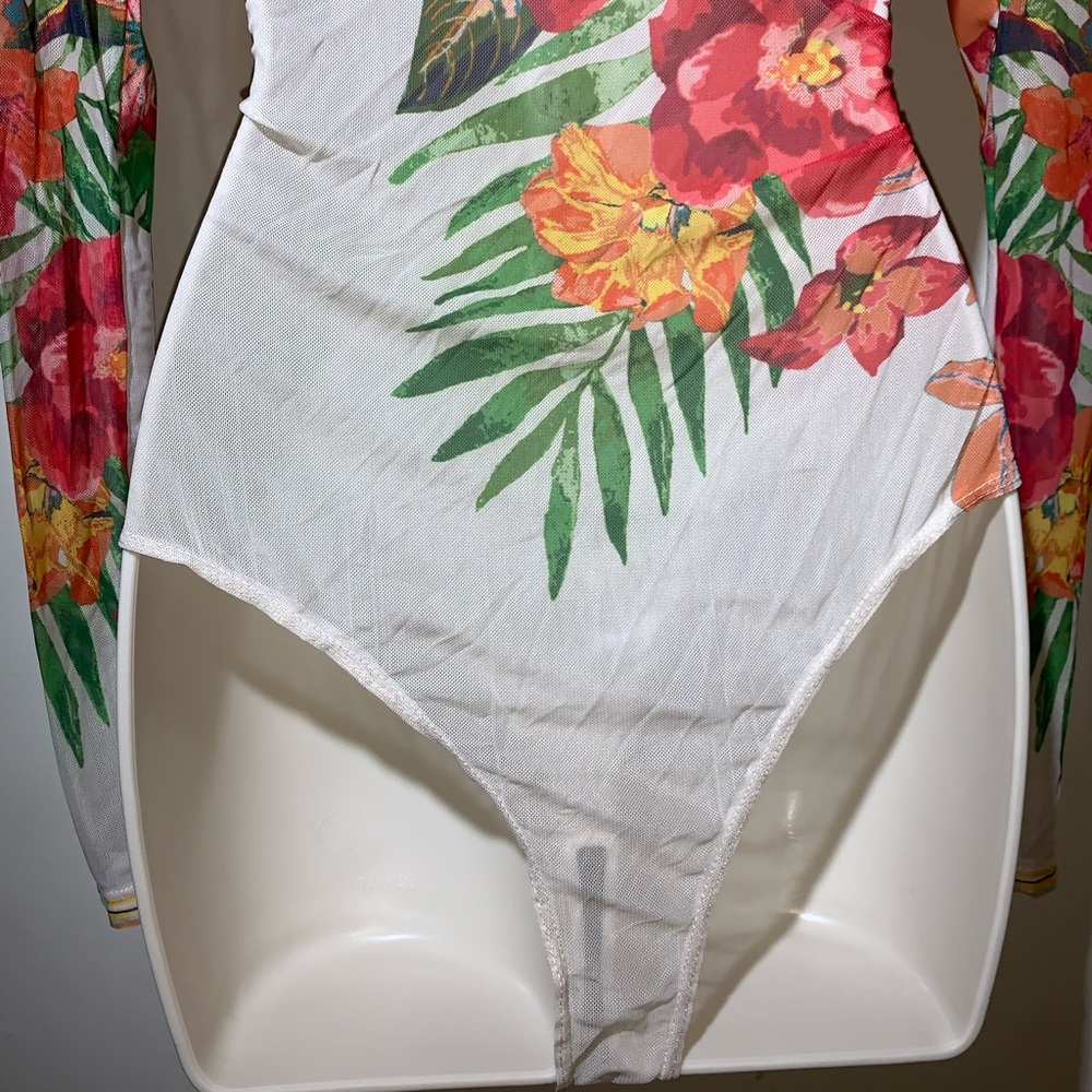 Top - Picture 11 of 12